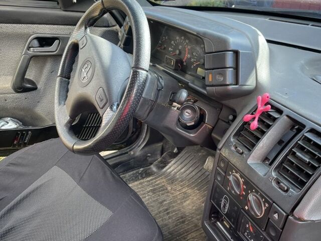 ВАЗ 2110 2001 в Сумах на Automoto.ua Зеленый ВАЗ 2110, объемом двигателя 1.5 л и пробегом 111 тыс. км за 1500 $, фото 6 на Automoto.ua