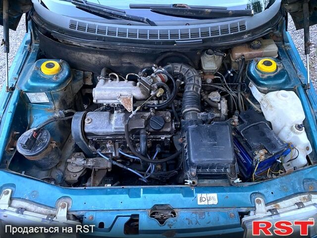 Зеленый ВАЗ 2110, объемом двигателя 1.5 л и пробегом 217 тыс. км за 1350 $, фото 4 на Automoto.ua