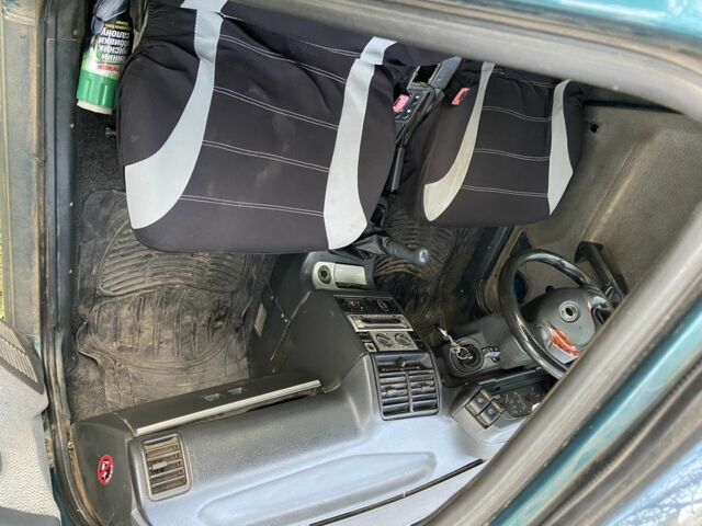 Зеленый ВАЗ 2110, объемом двигателя 1.5 л и пробегом 230 тыс. км за 1200 $, фото 2 на Automoto.ua