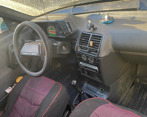 Зеленый ВАЗ 2110, объемом двигателя 1.5 л и пробегом 160 тыс. км за 1300 $, фото 3 на Automoto.ua