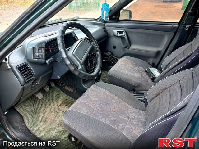 Зеленый ВАЗ 2110, объемом двигателя 1.5 л и пробегом 0 тыс. км за 1450 $, фото 2 на Automoto.ua