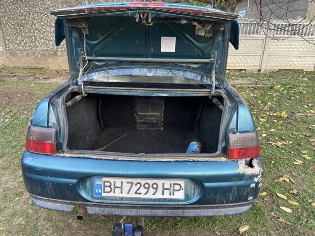 Зеленый ВАЗ 2110, объемом двигателя 1.5 л и пробегом 230 тыс. км за 1200 $, фото 4 на Automoto.ua