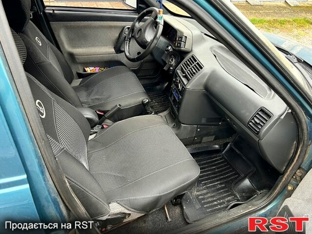 Зеленый ВАЗ 2110, объемом двигателя 1.5 л и пробегом 268 тыс. км за 2400 $, фото 4 на Automoto.ua