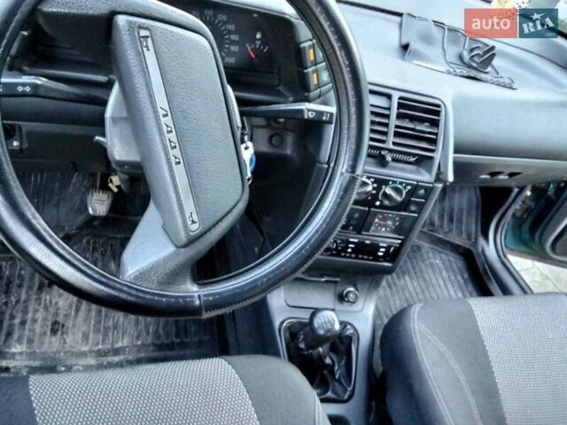 Зелений ВАЗ 2110, об'ємом двигуна 1.5 л та пробігом 44 тис. км за 1400 $, фото 13 на Automoto.ua