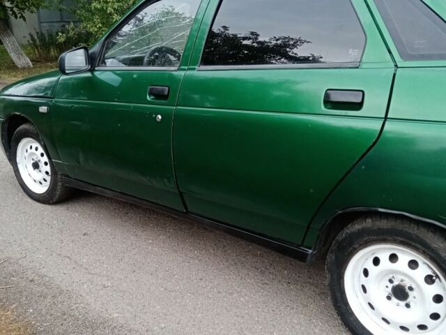 Зеленый ВАЗ 2110, объемом двигателя 1.5 л и пробегом 290 тыс. км за 1080 $, фото 2 на Automoto.ua