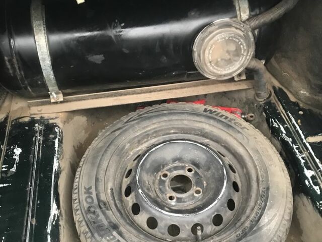 Зеленый ВАЗ 2110, объемом двигателя 1.5 л и пробегом 240 тыс. км за 1250 $, фото 5 на Automoto.ua