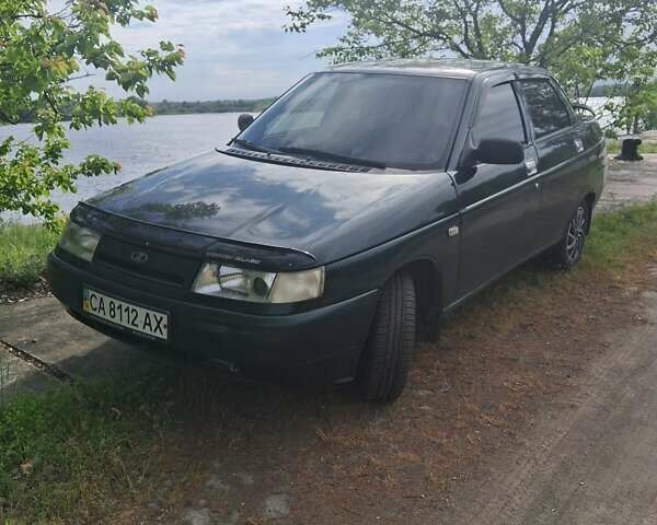 Зеленый ВАЗ 2110, объемом двигателя 1.5 л и пробегом 300 тыс. км за 2300 $, фото 3 на Automoto.ua