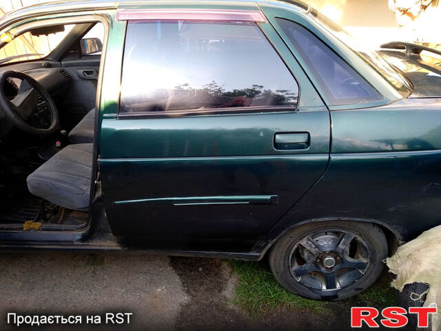 Зеленый ВАЗ 2110, объемом двигателя 1.5 л и пробегом 261 тыс. км за 1500 $, фото 5 на Automoto.ua
