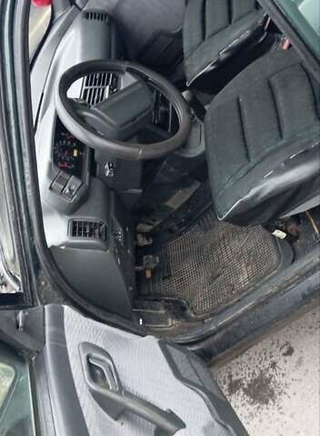 Зеленый ВАЗ 2110, объемом двигателя 1.5 л и пробегом 16 тыс. км за 850 $, фото 3 на Automoto.ua