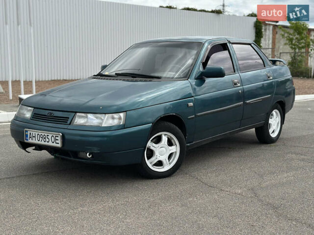 Зеленый ВАЗ 2110, объемом двигателя 1.5 л и пробегом 250 тыс. км за 1500 $, фото 1 на Automoto.ua