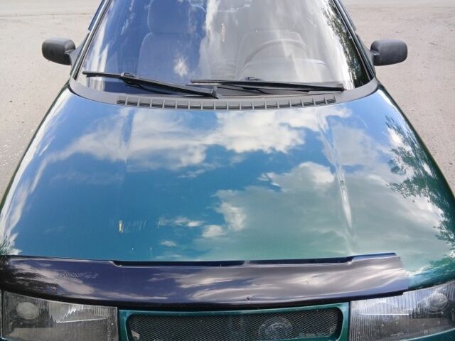 Зеленый ВАЗ 2110, объемом двигателя 1.5 л и пробегом 180 тыс. км за 1400 $, фото 1 на Automoto.ua