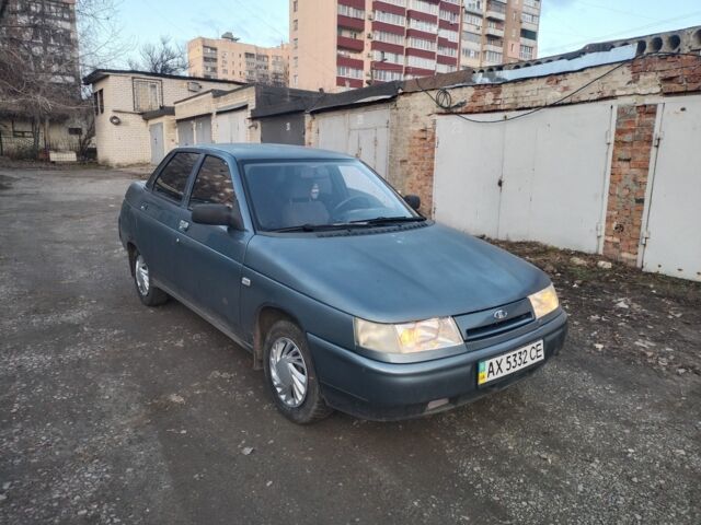 Зеленый ВАЗ 2110, объемом двигателя 1.5 л и пробегом 200 тыс. км за 1050 $, фото 2 на Automoto.ua