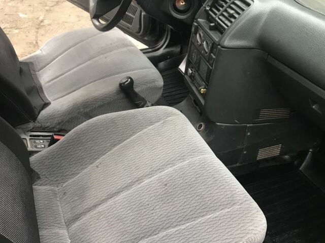 Зеленый ВАЗ 2110, объемом двигателя 1.5 л и пробегом 240 тыс. км за 1250 $, фото 7 на Automoto.ua