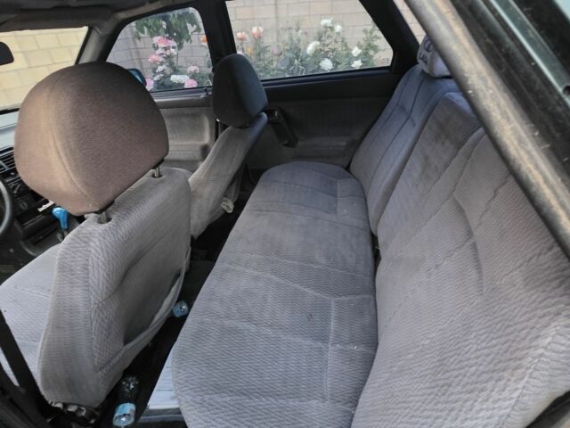 ВАЗ 2110 2002 у Одесі на Automoto.ua Зелений ВАЗ 2110, об'ємом двигуна 0 л та пробігом 200 тис. км за 1600 $, фото 1 на Automoto.ua