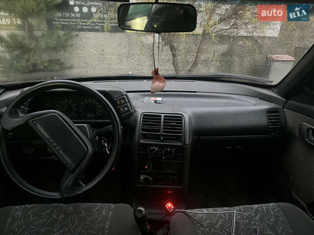 Зелений ВАЗ 2110, об'ємом двигуна 1.5 л та пробігом 250 тис. км за 1600 $, фото 4 на Automoto.ua