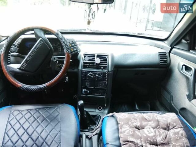 Зеленый ВАЗ 2110, объемом двигателя 1.5 л и пробегом 310 тыс. км за 1400 $, фото 6 на Automoto.ua