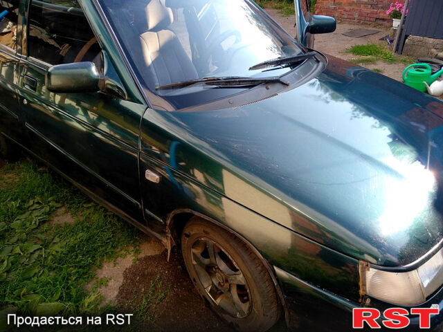 Зеленый ВАЗ 2110, объемом двигателя 1.5 л и пробегом 261 тыс. км за 1500 $, фото 1 на Automoto.ua