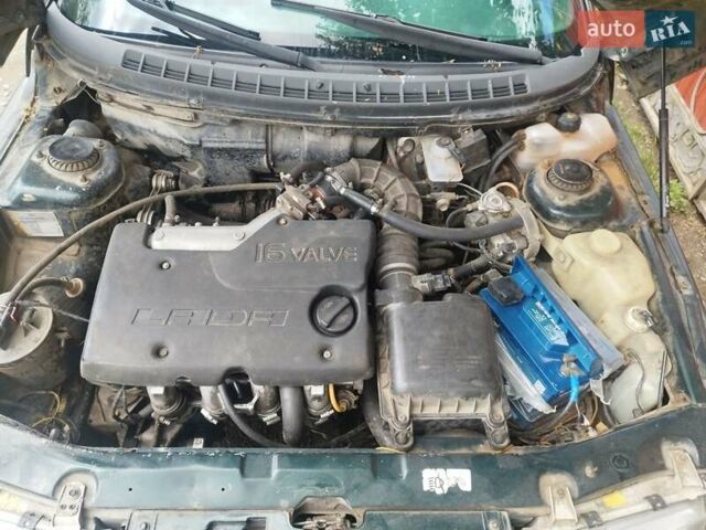 Зеленый ВАЗ 2110, объемом двигателя 1.5 л и пробегом 330 тыс. км за 1750 $, фото 6 на Automoto.ua