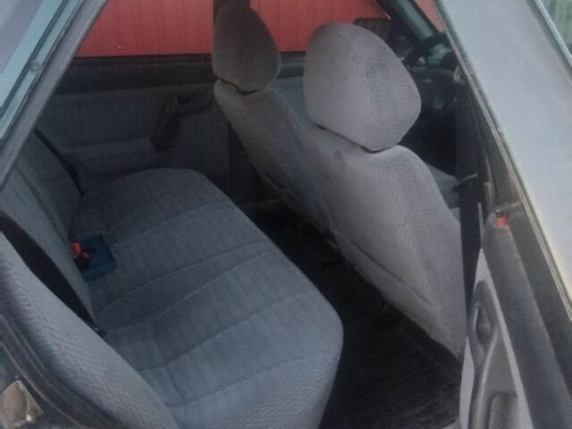 Зелений ВАЗ 2110, об'ємом двигуна 1.5 л та пробігом 320 тис. км за 1650 $, фото 3 на Automoto.ua