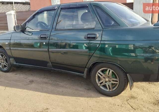 Зеленый ВАЗ 2110, объемом двигателя 1.5 л и пробегом 190 тыс. км за 1850 $, фото 1 на Automoto.ua