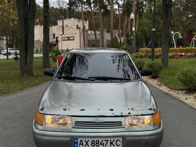 Зеленый ВАЗ 2110, объемом двигателя 1.5 л и пробегом 200 тыс. км за 1350 $, фото 2 на Automoto.ua