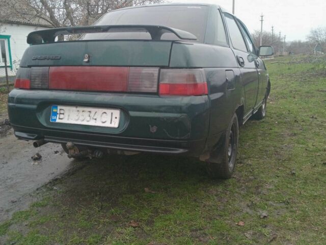 Зеленый ВАЗ 2110, объемом двигателя 1.5 л и пробегом 100 тыс. км за 800 $, фото 2 на Automoto.ua