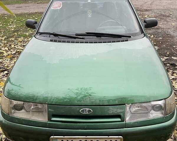 Зеленый ВАЗ 2110, объемом двигателя 1.5 л и пробегом 200 тыс. км за 1100 $, фото 2 на Automoto.ua