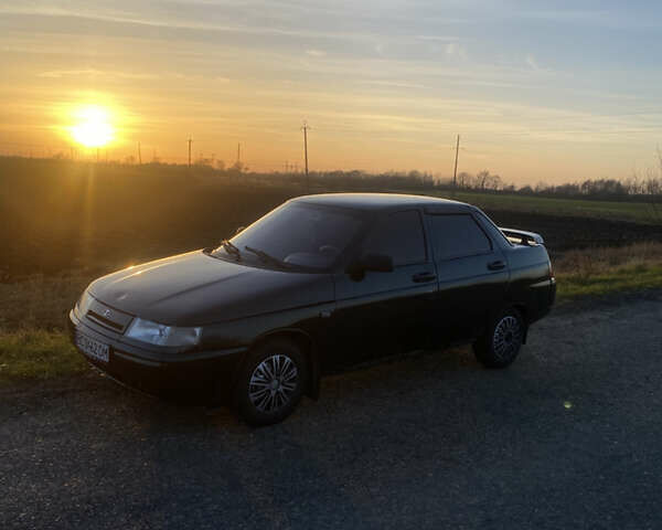 Зеленый ВАЗ 2110, объемом двигателя 1.5 л и пробегом 344 тыс. км за 1400 $, фото 5 на Automoto.ua