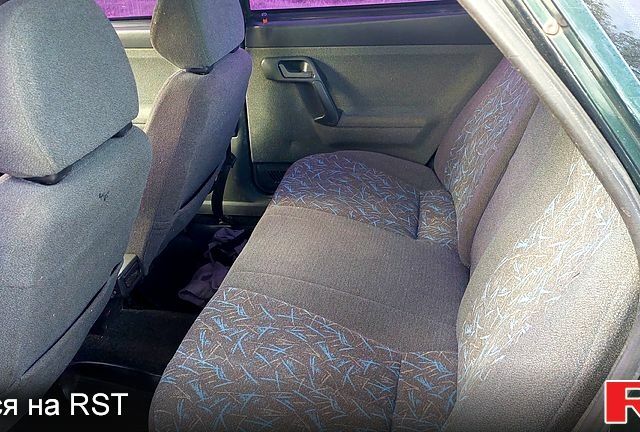 Зелений ВАЗ 2110, об'ємом двигуна 1.5 л та пробігом 200 тис. км за 1750 $, фото 7 на Automoto.ua