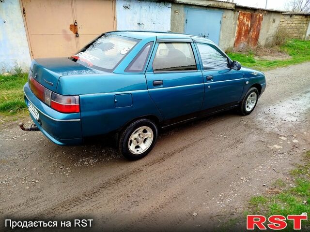 Зеленый ВАЗ 2110, объемом двигателя 1.5 л и пробегом 288 тыс. км за 1350 $, фото 2 на Automoto.ua