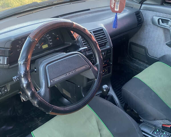 Зеленый ВАЗ 2110, объемом двигателя 1.5 л и пробегом 344 тыс. км за 1400 $, фото 6 на Automoto.ua