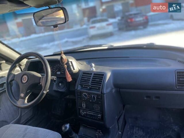 Зеленый ВАЗ 2110, объемом двигателя 1.5 л и пробегом 249 тыс. км за 1200 $, фото 7 на Automoto.ua