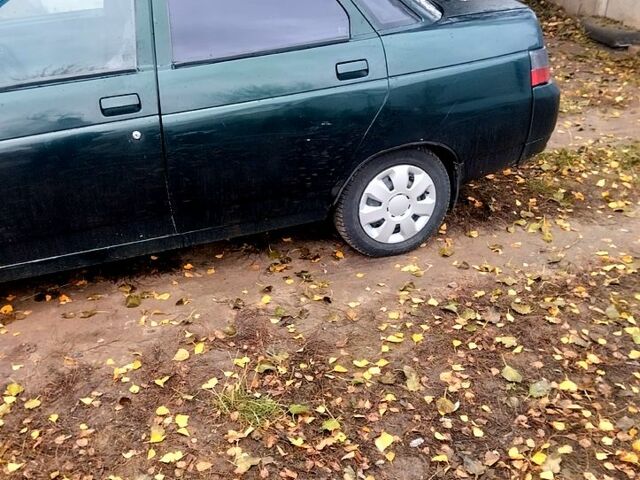 Зеленый ВАЗ 2110, объемом двигателя 1.5 л и пробегом 425 тыс. км за 1500 $, фото 2 на Automoto.ua