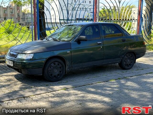 Зеленый ВАЗ 2110, объемом двигателя 1.5 л и пробегом 220 тыс. км за 1000 $, фото 1 на Automoto.ua