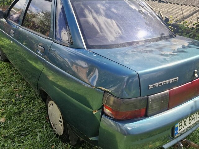 Зеленый ВАЗ 2110, объемом двигателя 1.5 л и пробегом 400 тыс. км за 750 $, фото 3 на Automoto.ua