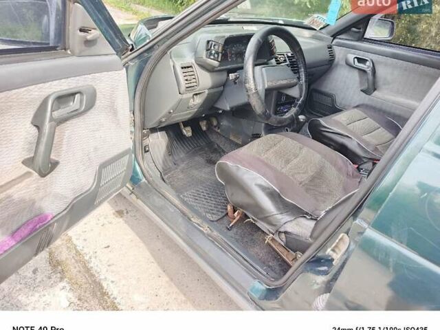Зелений ВАЗ 2110, об'ємом двигуна 1.6 л та пробігом 333 тис. км за 1250 $, фото 4 на Automoto.ua