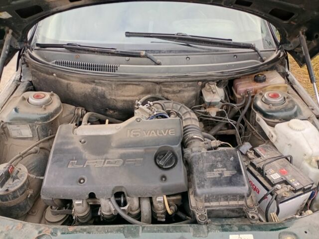 Зеленый ВАЗ 2110, объемом двигателя 1.5 л и пробегом 434 тыс. км за 520 $, фото 3 на Automoto.ua