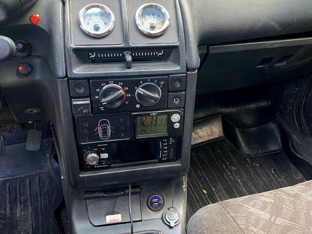 Зеленый ВАЗ 2110, объемом двигателя 1.6 л и пробегом 87 тыс. км за 999 $, фото 1 на Automoto.ua