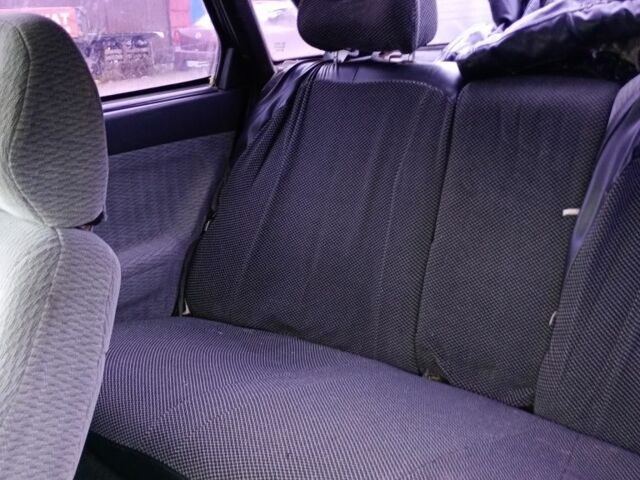 Зеленый ВАЗ 2110, объемом двигателя 1.5 л и пробегом 434 тыс. км за 520 $, фото 6 на Automoto.ua