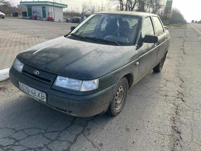Зеленый ВАЗ 2110, объемом двигателя 1.5 л и пробегом 270 тыс. км за 650 $, фото 2 на Automoto.ua