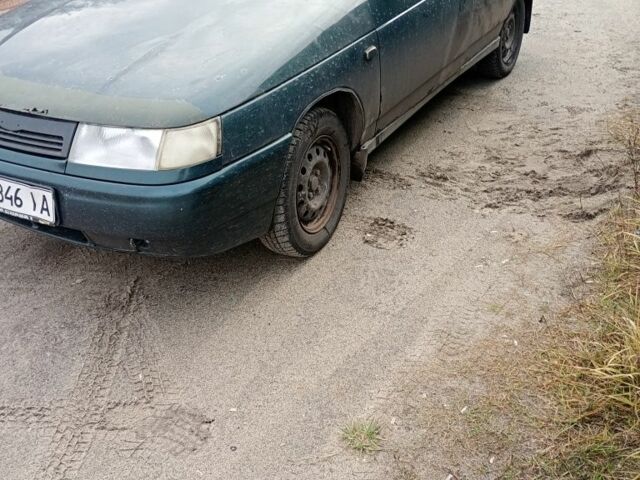 Зеленый ВАЗ 2110, объемом двигателя 1.5 л и пробегом 434 тыс. км за 520 $, фото 1 на Automoto.ua