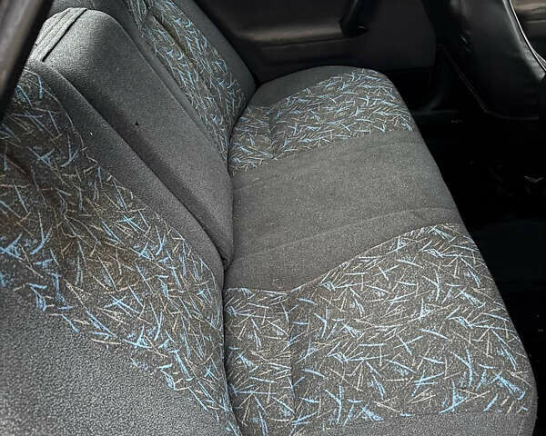 Зеленый ВАЗ 2110, объемом двигателя 1.5 л и пробегом 220 тыс. км за 1000 $, фото 7 на Automoto.ua