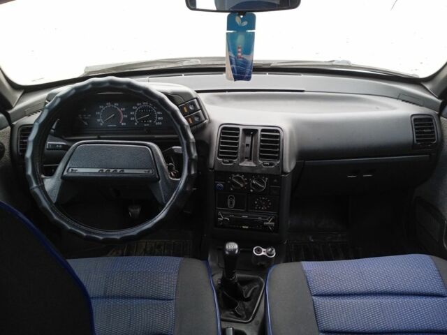 Зеленый ВАЗ 2110, объемом двигателя 0 л и пробегом 400 тыс. км за 1100 $, фото 3 на Automoto.ua