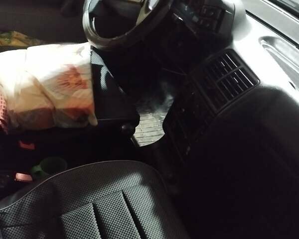 Зелений ВАЗ 2110, об'ємом двигуна 1.5 л та пробігом 272 тис. км за 3000 $, фото 6 на Automoto.ua