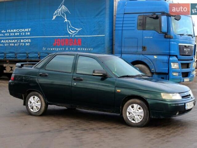 Зеленый ВАЗ 2110, объемом двигателя 1.5 л и пробегом 190 тыс. км за 1250 $, фото 1 на Automoto.ua