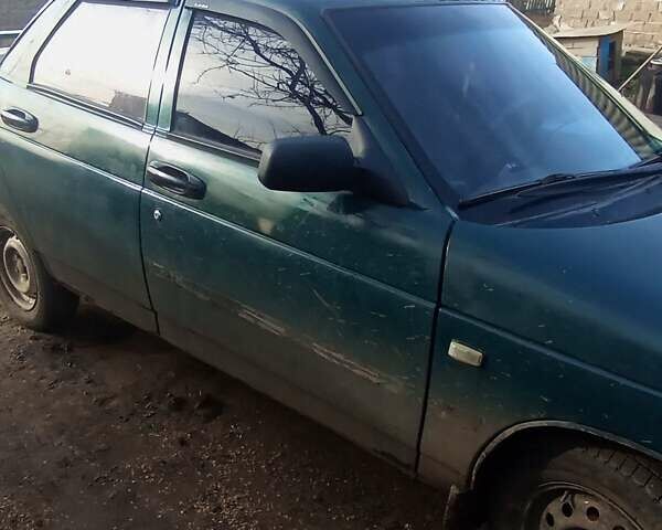 Зеленый ВАЗ 2110, объемом двигателя 1.5 л и пробегом 200 тыс. км за 1500 $, фото 4 на Automoto.ua