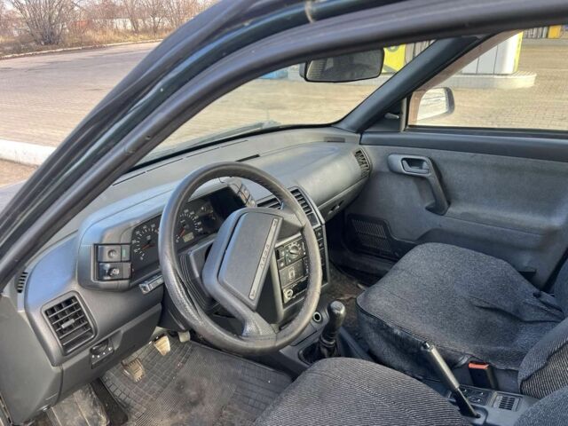 Зеленый ВАЗ 2110, объемом двигателя 1.5 л и пробегом 270 тыс. км за 650 $, фото 4 на Automoto.ua
