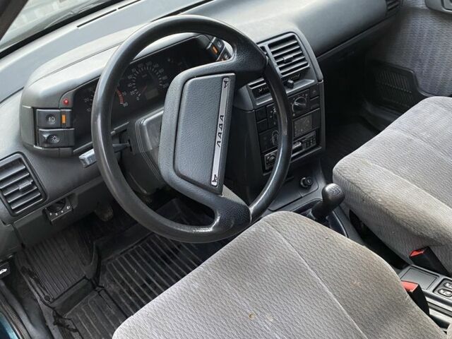 Зелений ВАЗ 2110, об'ємом двигуна 1.5 л та пробігом 180 тис. км за 1550 $, фото 2 на Automoto.ua