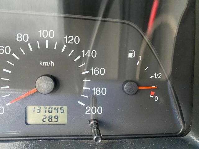 Зеленый ВАЗ 2110, объемом двигателя 1 л и пробегом 137 тыс. км за 1550 $, фото 7 на Automoto.ua