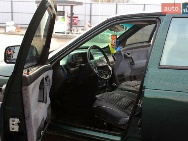 Зеленый ВАЗ 2110, объемом двигателя 1.5 л и пробегом 190 тыс. км за 1250 $, фото 17 на Automoto.ua